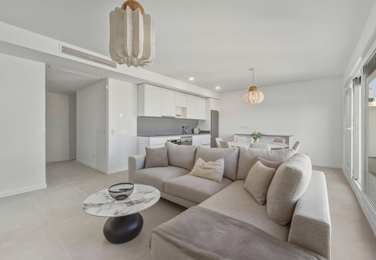 Apartment in Estepona - 3025 Elegant apartment with terrace and pool