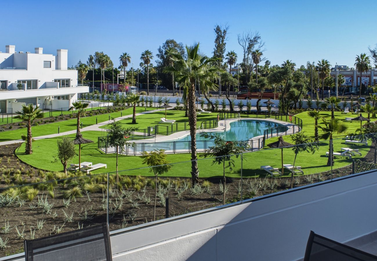 Apartment in Estepona - 3025 Elegant apartment with terrace and pool