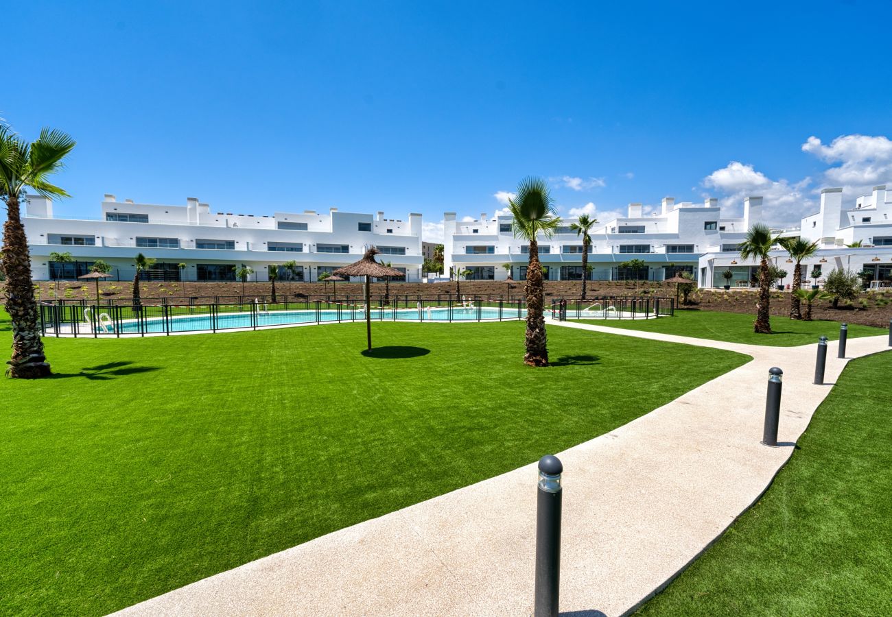 Apartment in Estepona - 3025 Elegant apartment with terrace and pool
