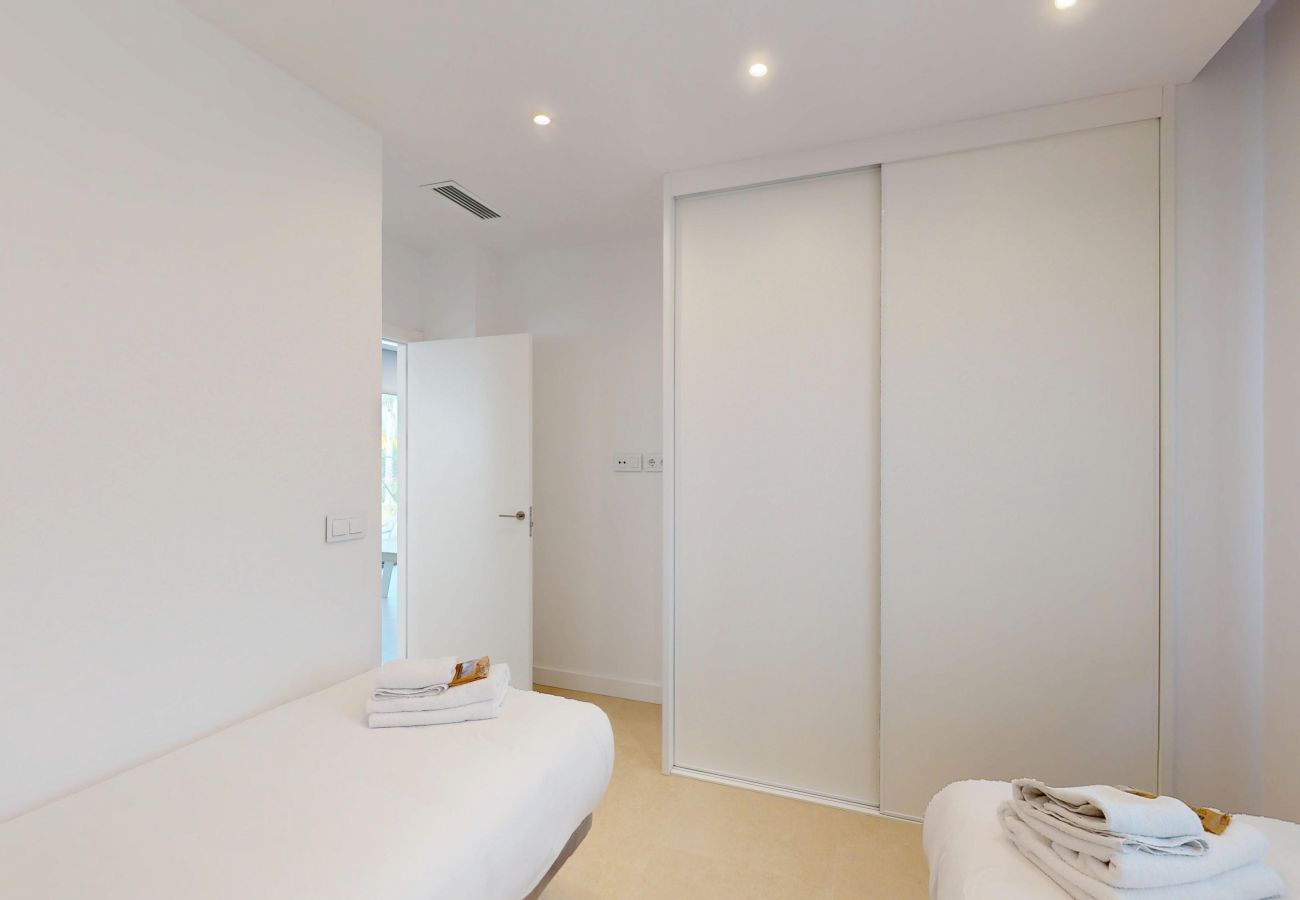 Apartment in Oliva - Sevilla 8 - 7A