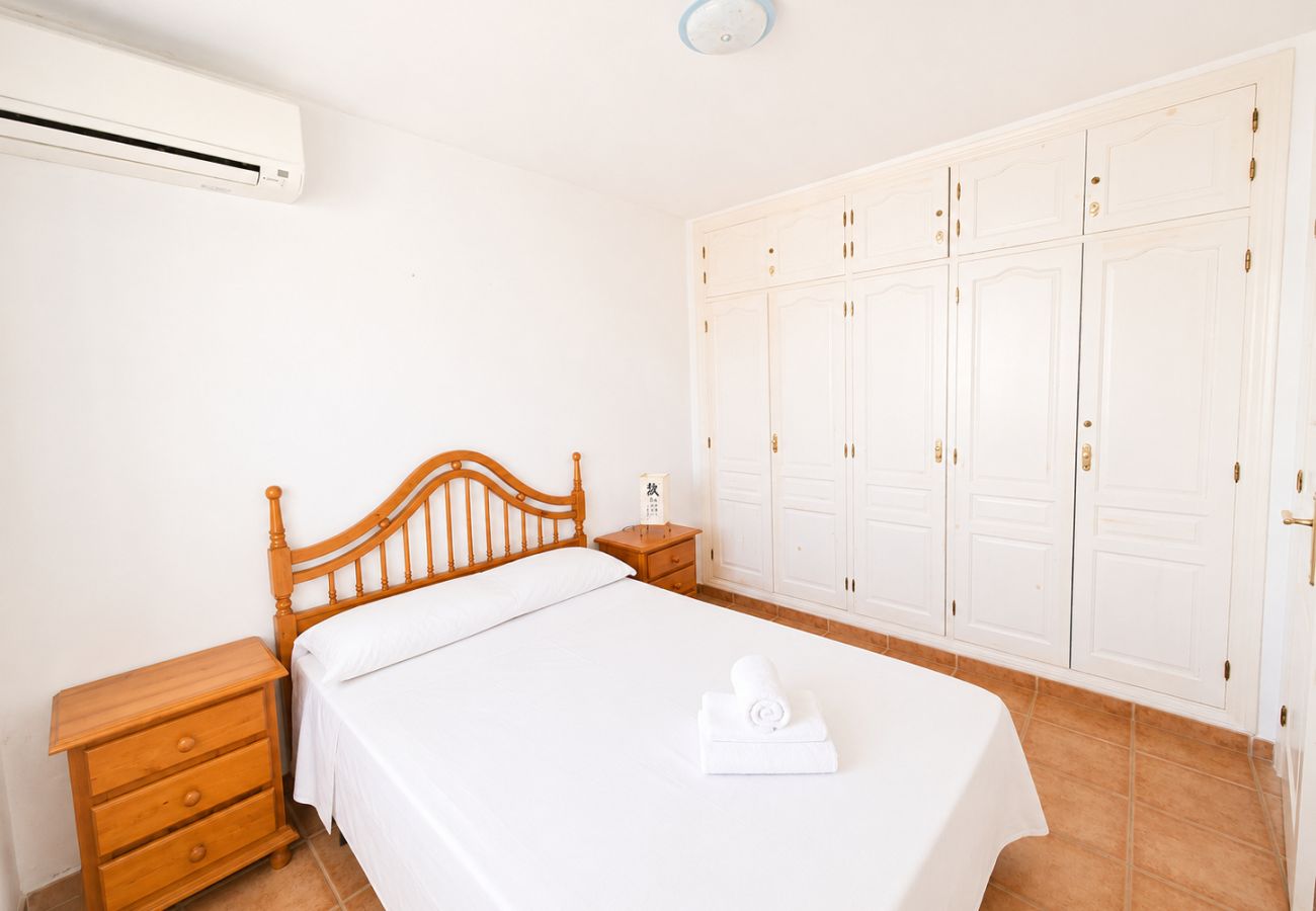 House in Alcocebre / Alcossebre - Villa Tres Playas | Gran patio privado · Piscina ·