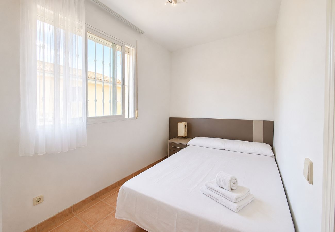House in Alcocebre / Alcossebre - Villa Tres Playas | Gran patio privado · Piscina ·