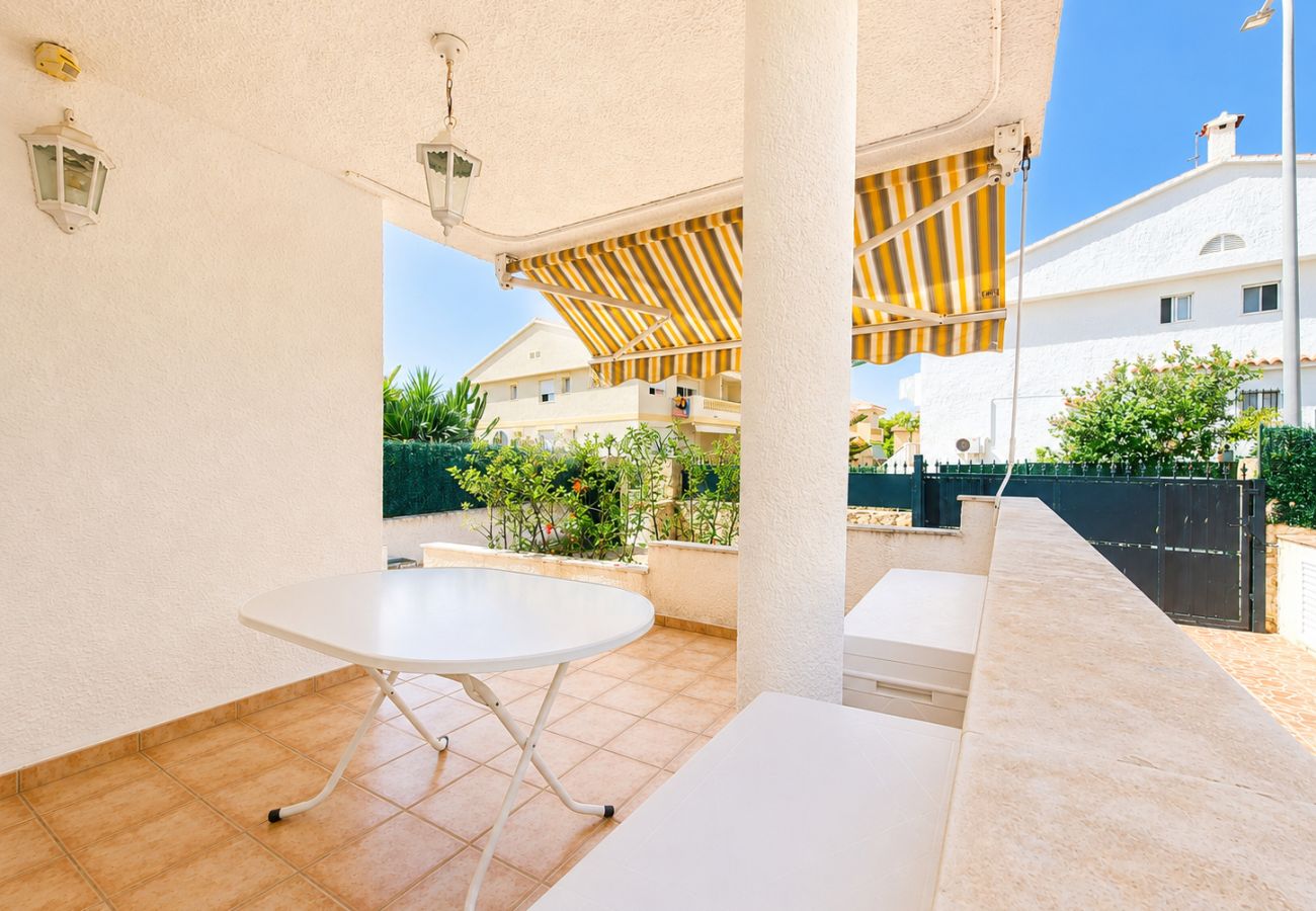 House in Alcocebre / Alcossebre - Villa Tres Playas | Gran patio privado · Piscina ·