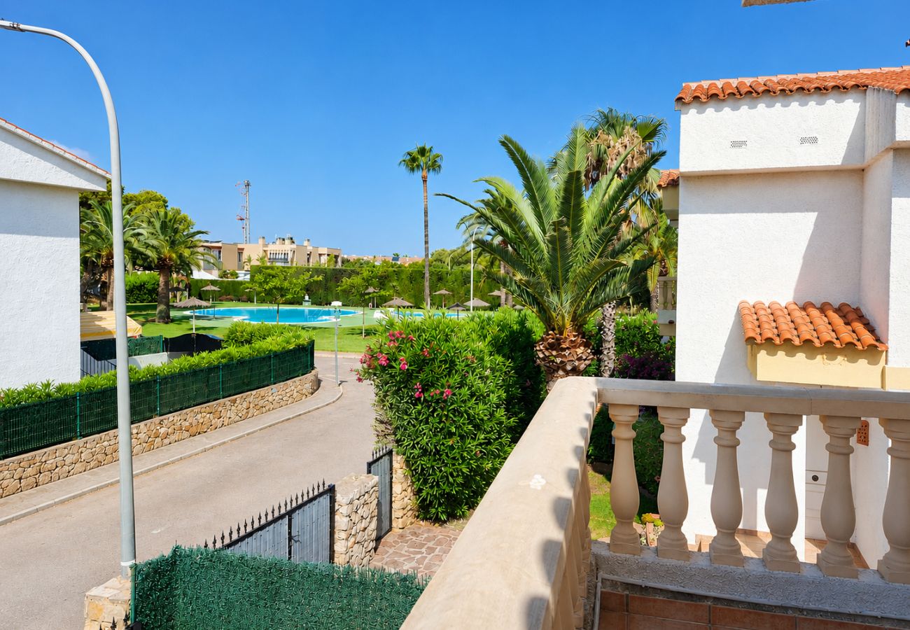 House in Alcocebre / Alcossebre - Villa Tres Playas | Gran patio privado · Piscina ·