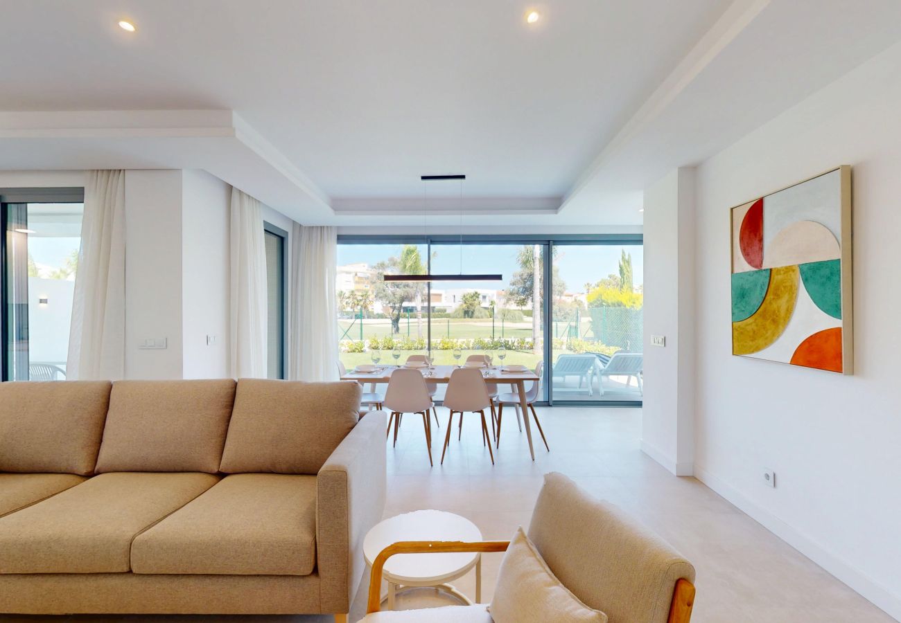Apartment in Oliva - Amanecer Golf 4A