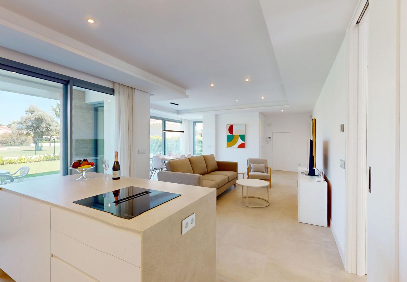 Apartment in Oliva - Amanecer Golf 4A