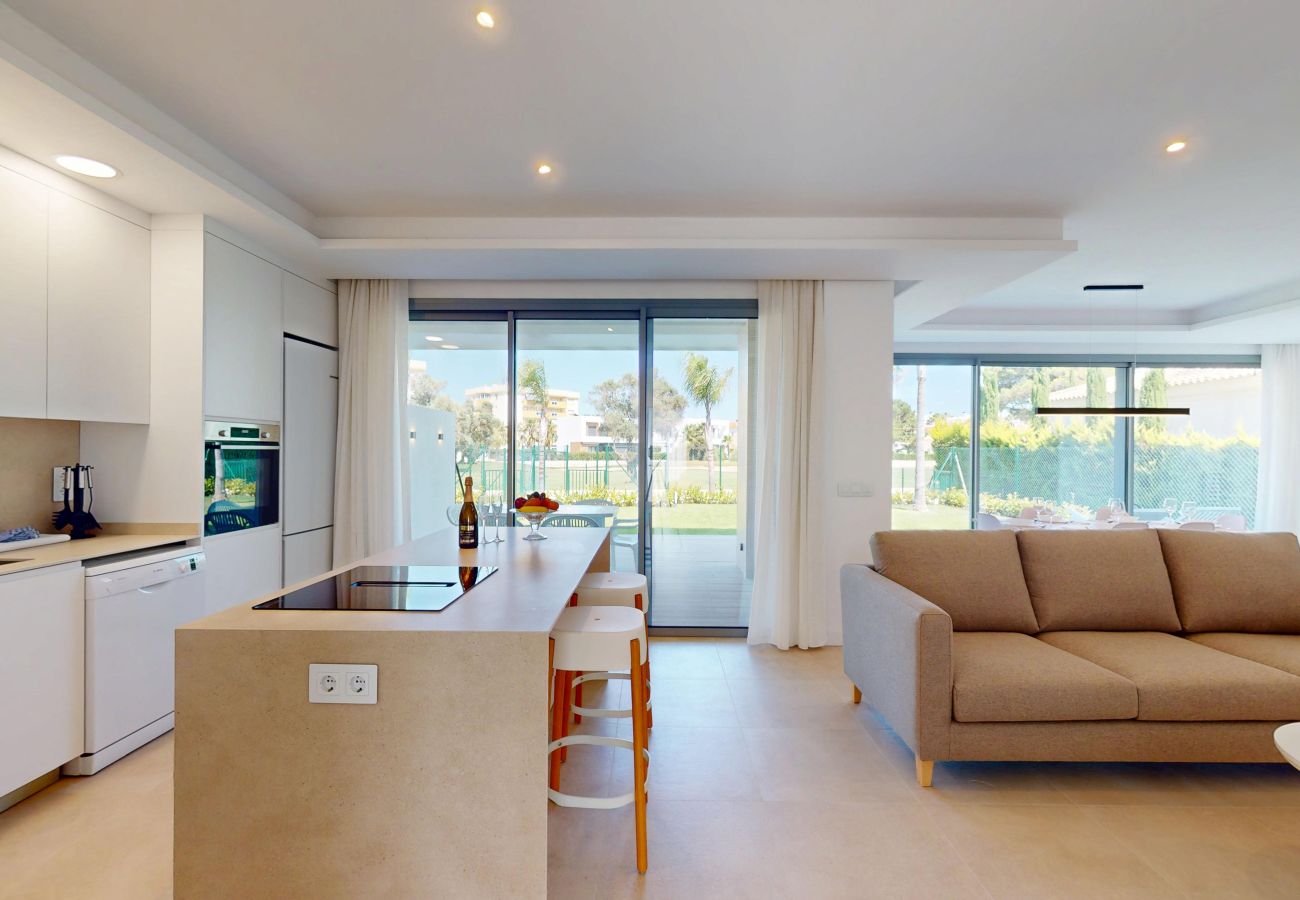 Apartment in Oliva - Amanecer Golf 4A