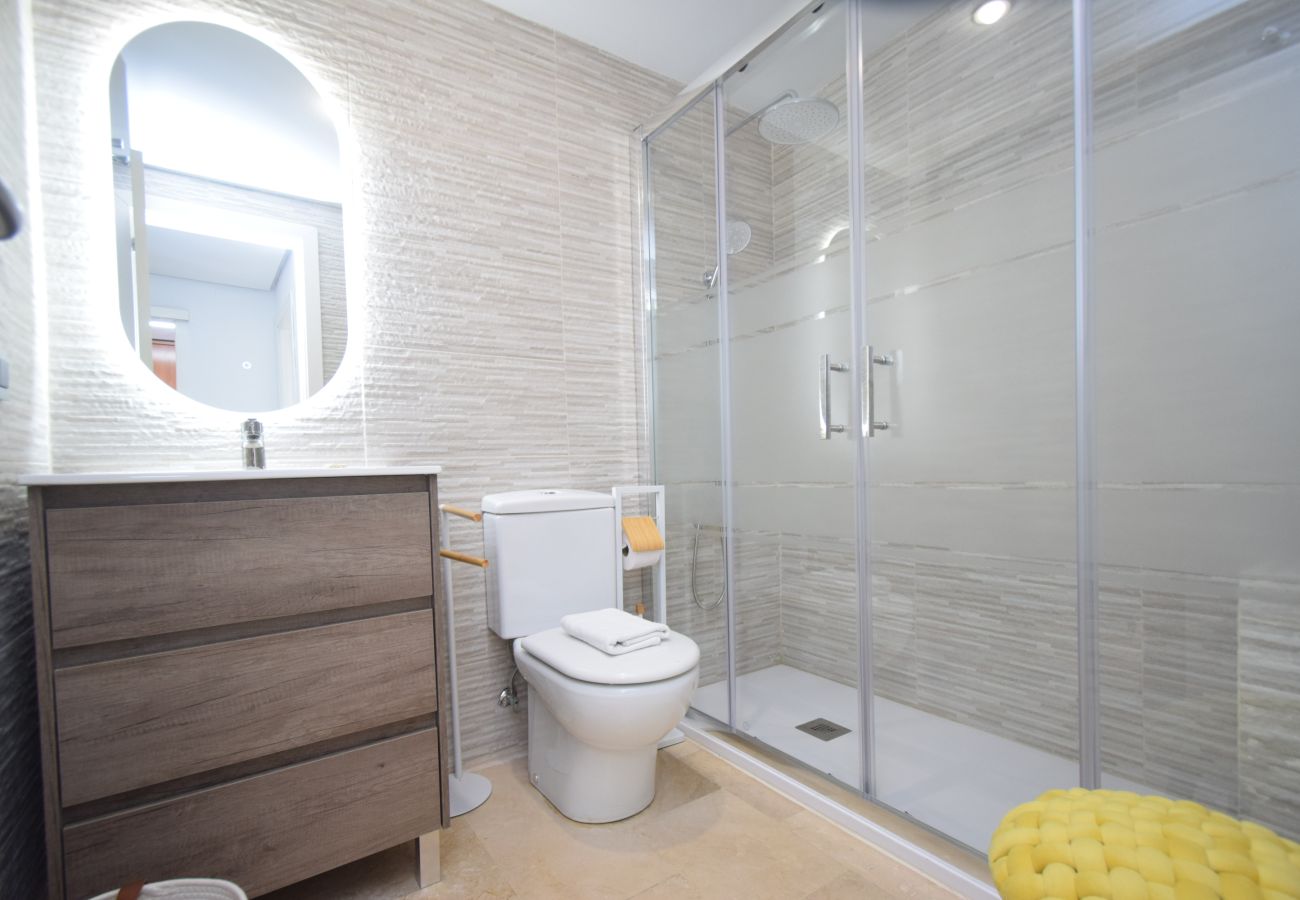 Apartment in Benidorm - TORRE IPANEMA 6A